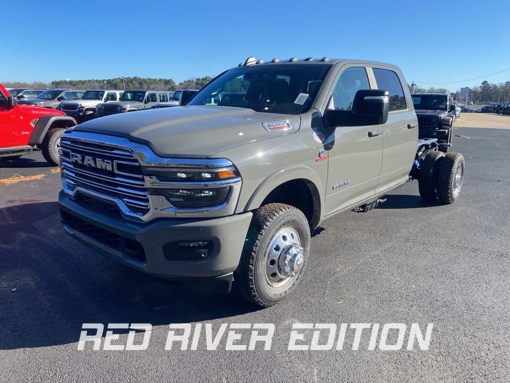 2026 RAM Ram 3500 Chassis Cab Big Horn's photo