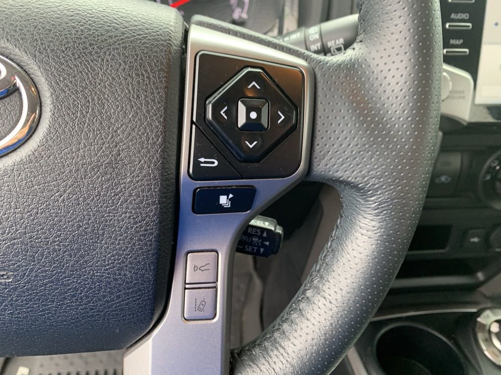 2020 Toyota 4Runner SR5 Premium photo 21