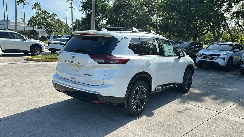 2025 Nissan Rogue Platinum photo 7