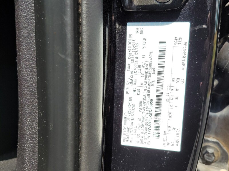 2019 Ford F-250 Lariat photo 17