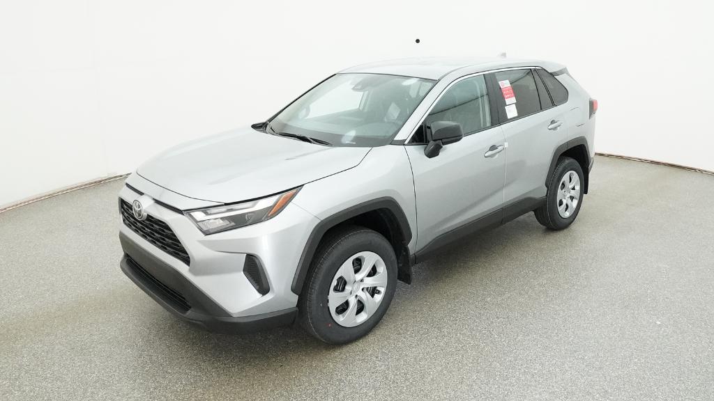 2025 Toyota RAV4 LE's photo