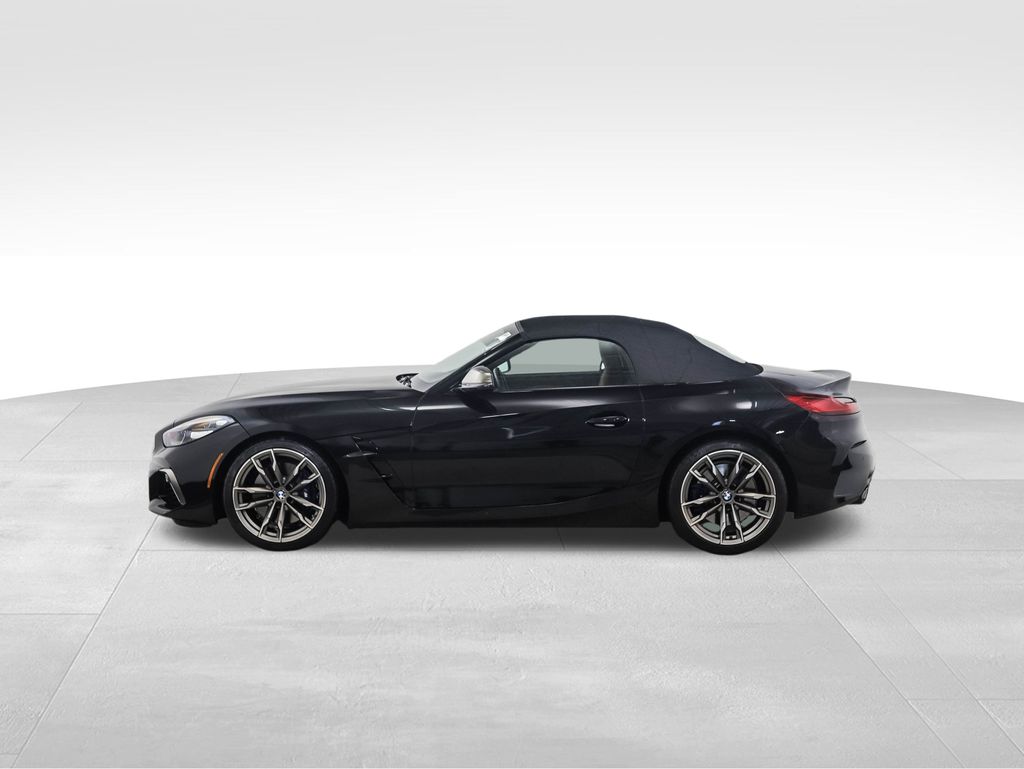 Used 2020 BMW Z4 Base with VIN WBAHF9C0XLWW41723 for sale in Minneapolis, Minnesota