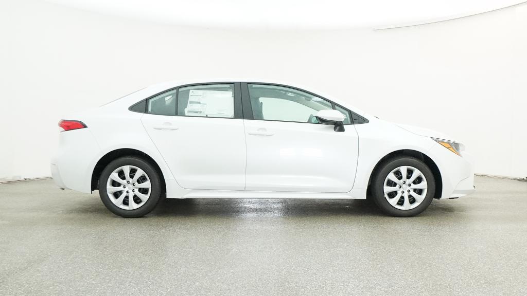2025 Toyota Corolla LE photo 26