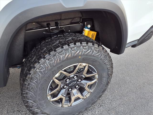 2025 Chevrolet Colorado ZR2 photo 4