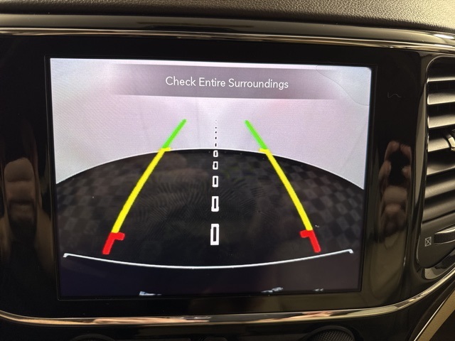 2020 Jeep Grand Cherokee Overland photo 17
