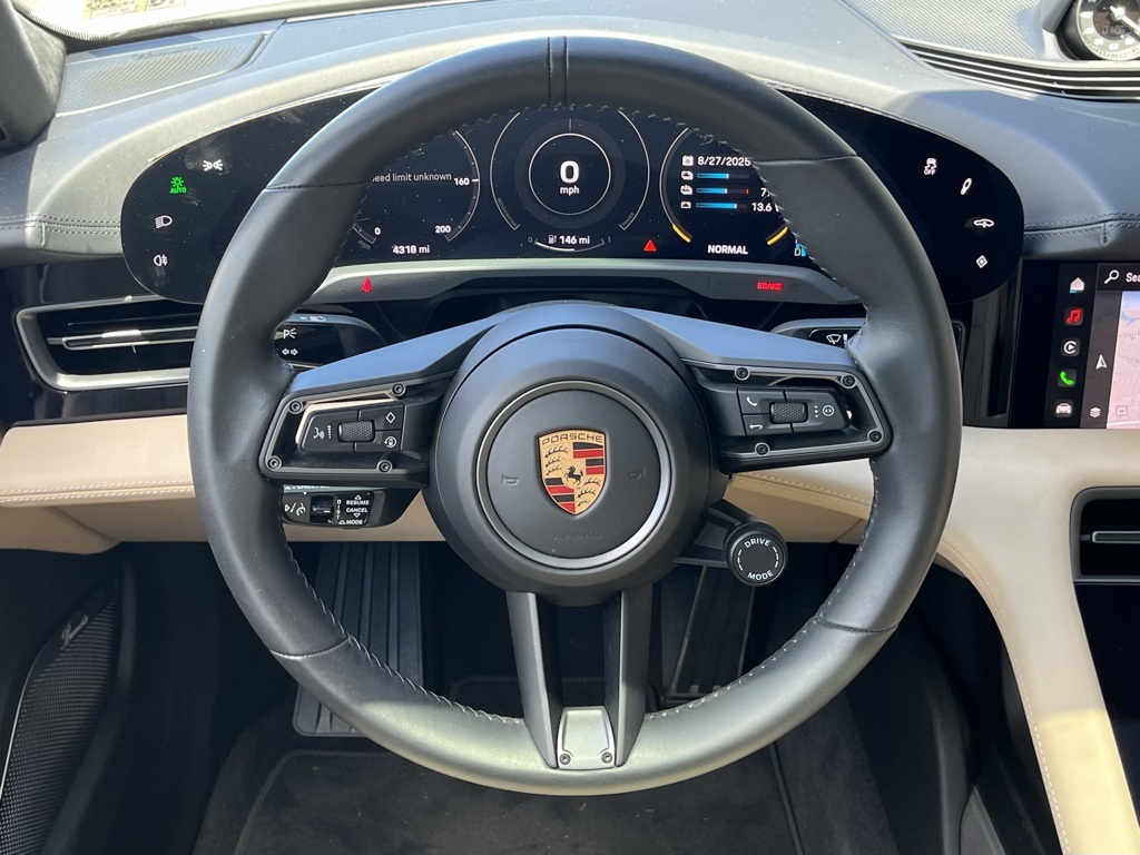 2020 Porsche Taycan Turbo S photo 11