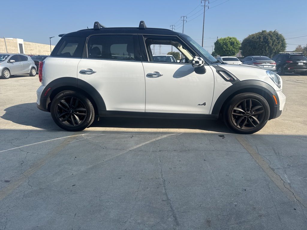 2012 Mini Cooper S ALL4 photo 5
