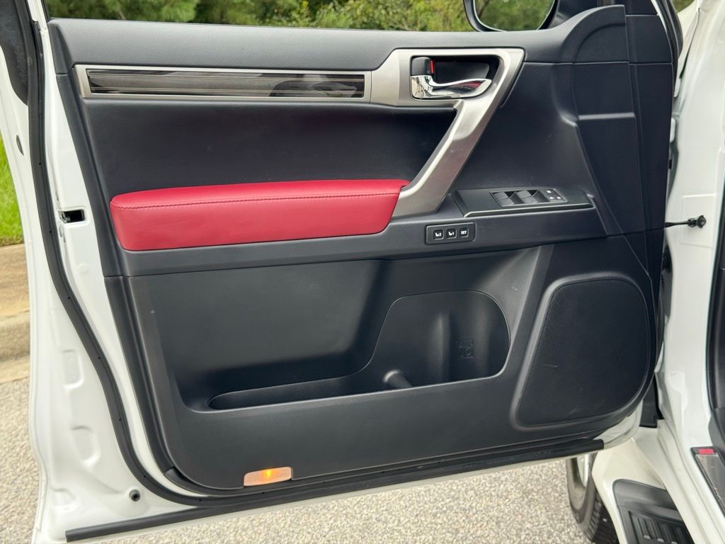 2023 Lexus GX 460 photo 17