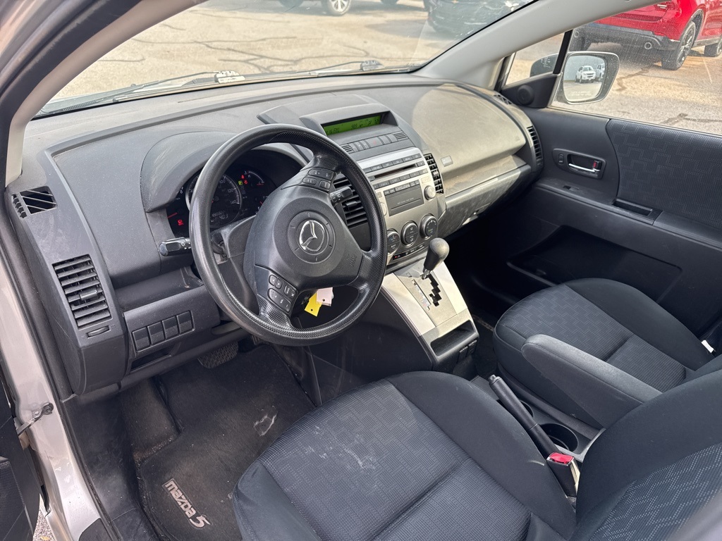 2009 Mazda Mazda5 Sport photo 2