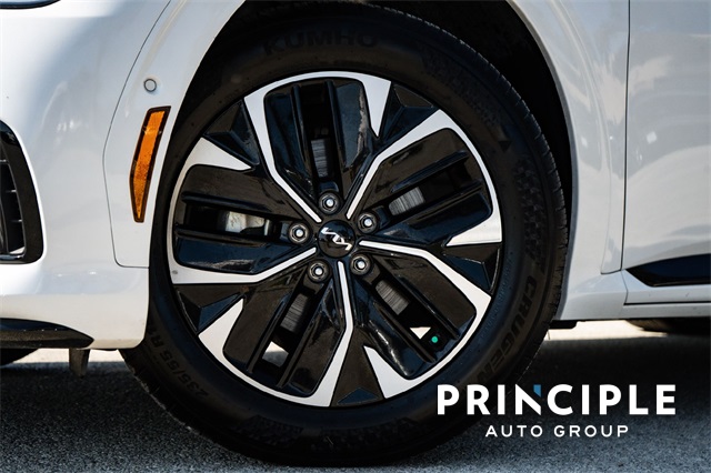 Used 2024 Kia EV6 GT-Line with VIN KNDC44LA9R5223330 for sale in Boerne, TX