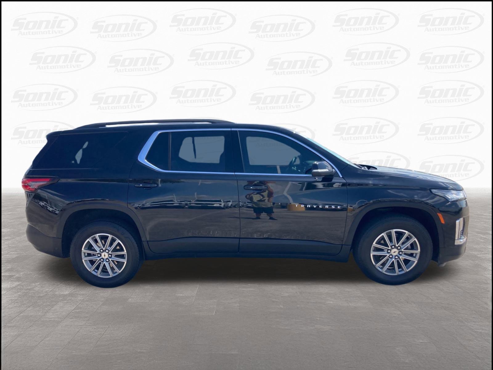 2023 Chevrolet Traverse Cloth photo 4