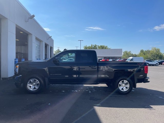 2018 Chevrolet Silverado 1500 LT photo 3