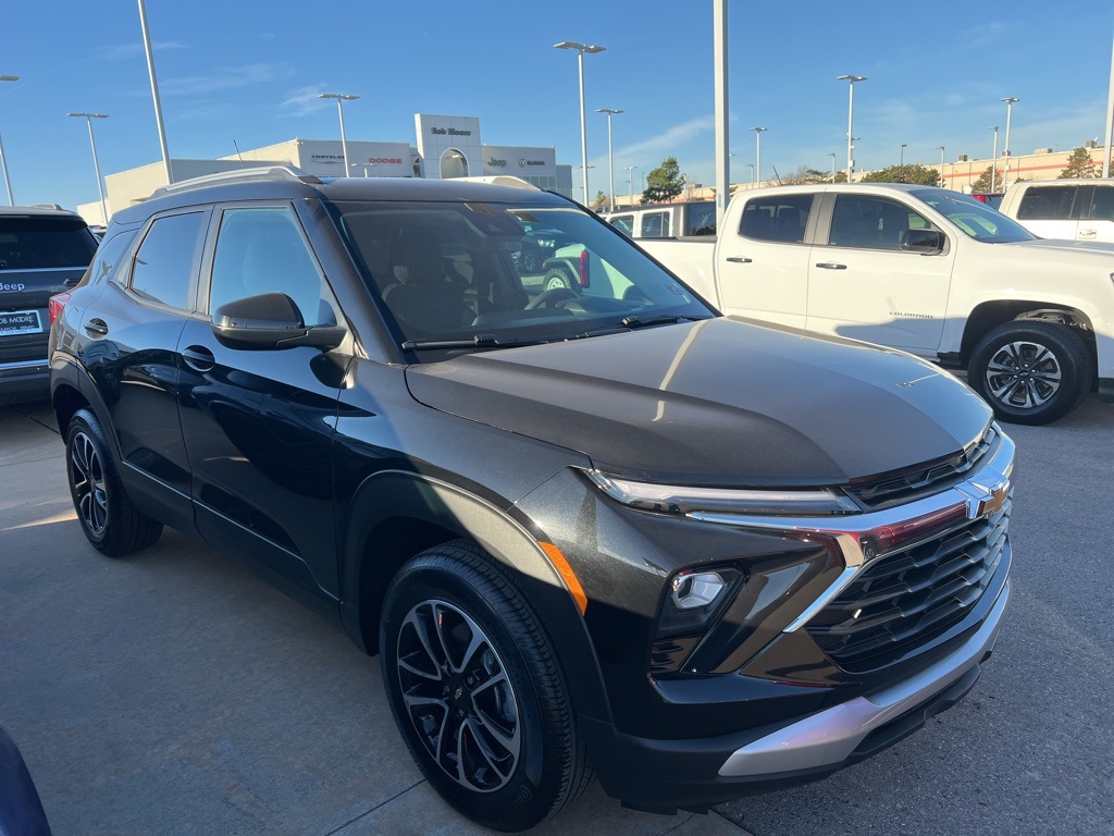 2025 Chevrolet Trailblazer LT's photo