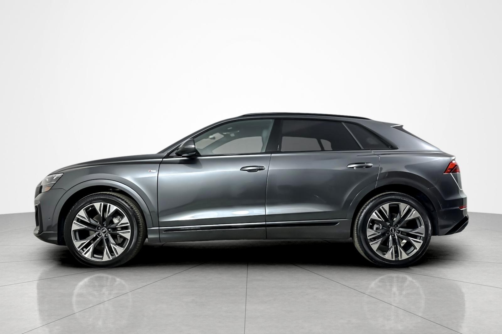 2026 Audi Q8 line Premium Plus photo 3