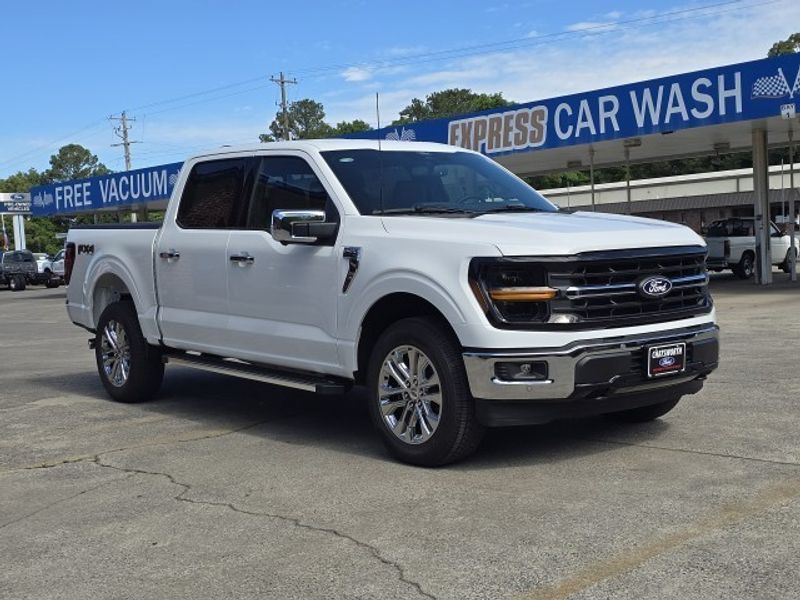 2025 Ford F-150 XLT photo 2