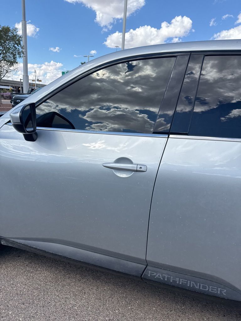 2022 Nissan Pathfinder S photo 8