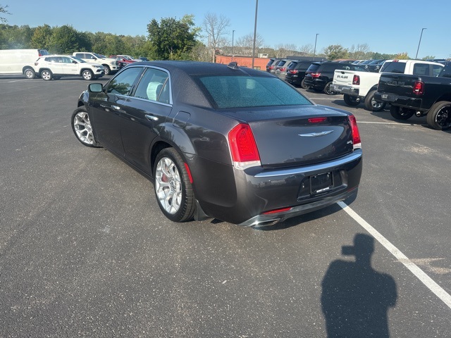 2017 Chrysler 300 C Platinum photo 5