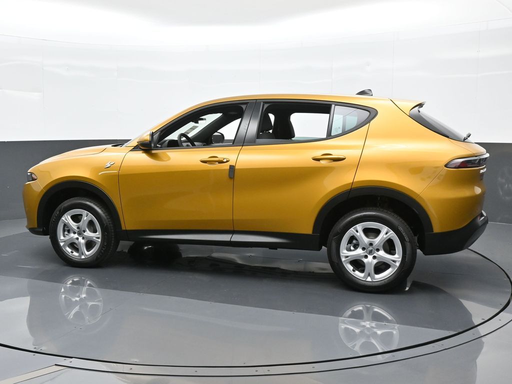 2024 Dodge Hornet GT photo 3