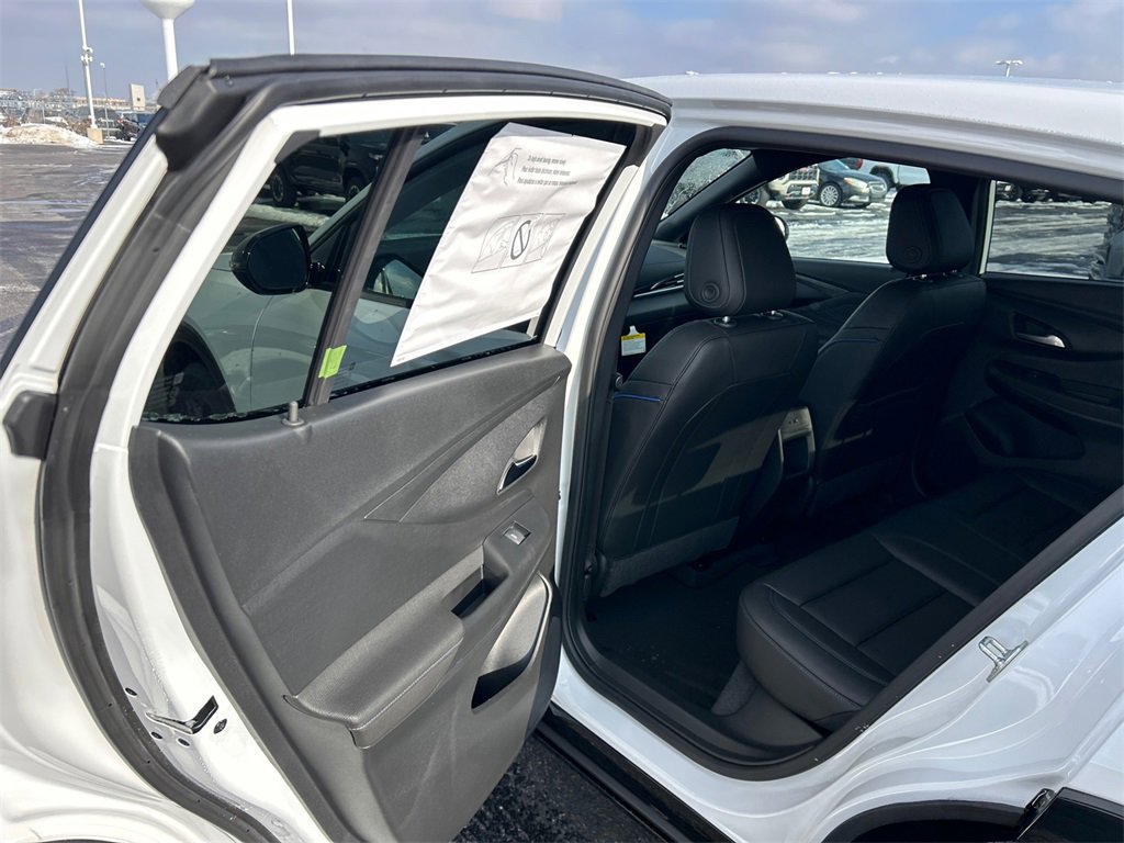 2026 BUICK ENVISTA - Image 29