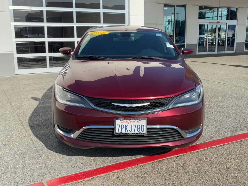 Used 2016 Chrysler 200 Limited with VIN 1C3CCCAB3GN135142 for sale in Clovis, CA