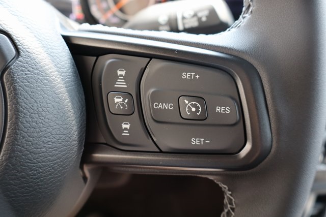 2025 Jeep Wrangler Rubicon photo 14