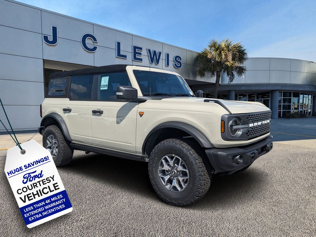 2025 Ford Bronco 4-Door Badlands's photo