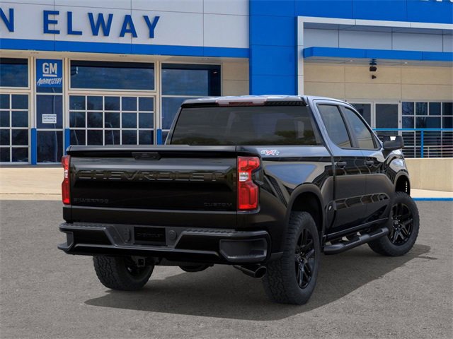 2026 Chevrolet Silverado Custom photo 3