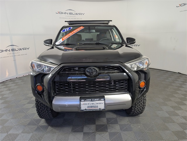 2019 Toyota 4Runner TRD Off-Road Premium photo 8