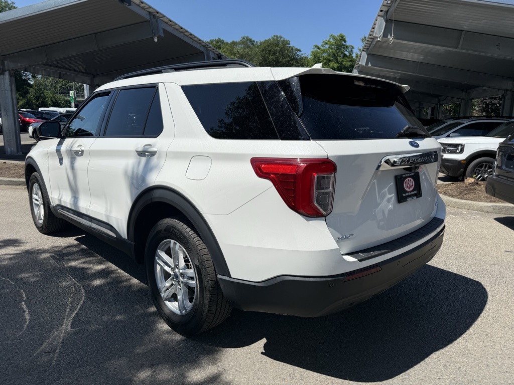 2022 Ford Explorer XLT photo 7