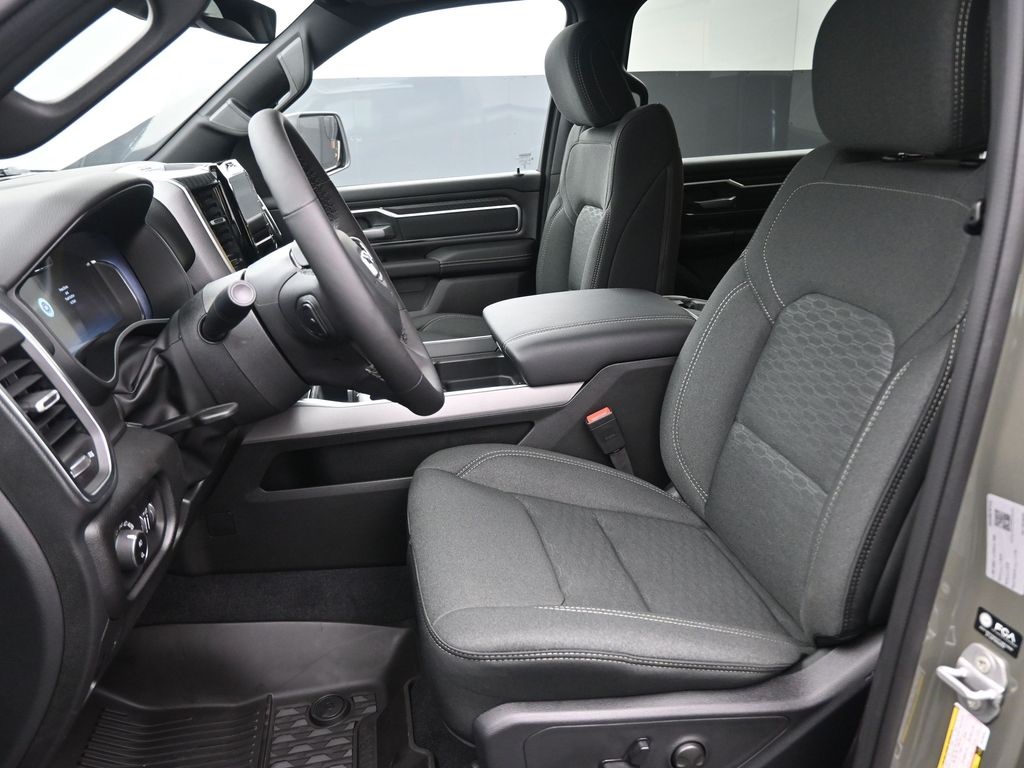 2025 Ram 1500 Big Horn Lone Star photo 2