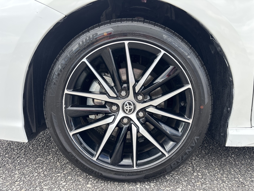 2023 Toyota Camry SE photo 10