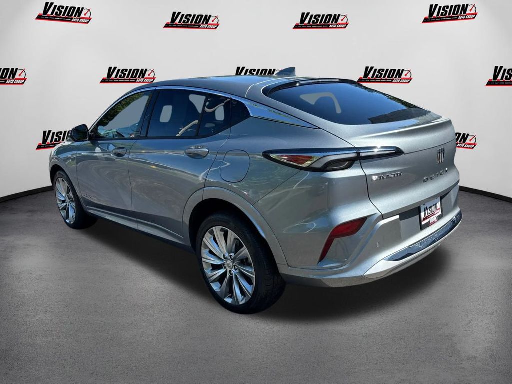 2024 Buick Envista Avenir photo 7