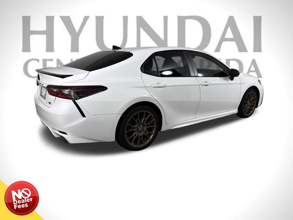 2023 Toyota Camry SE photo 5