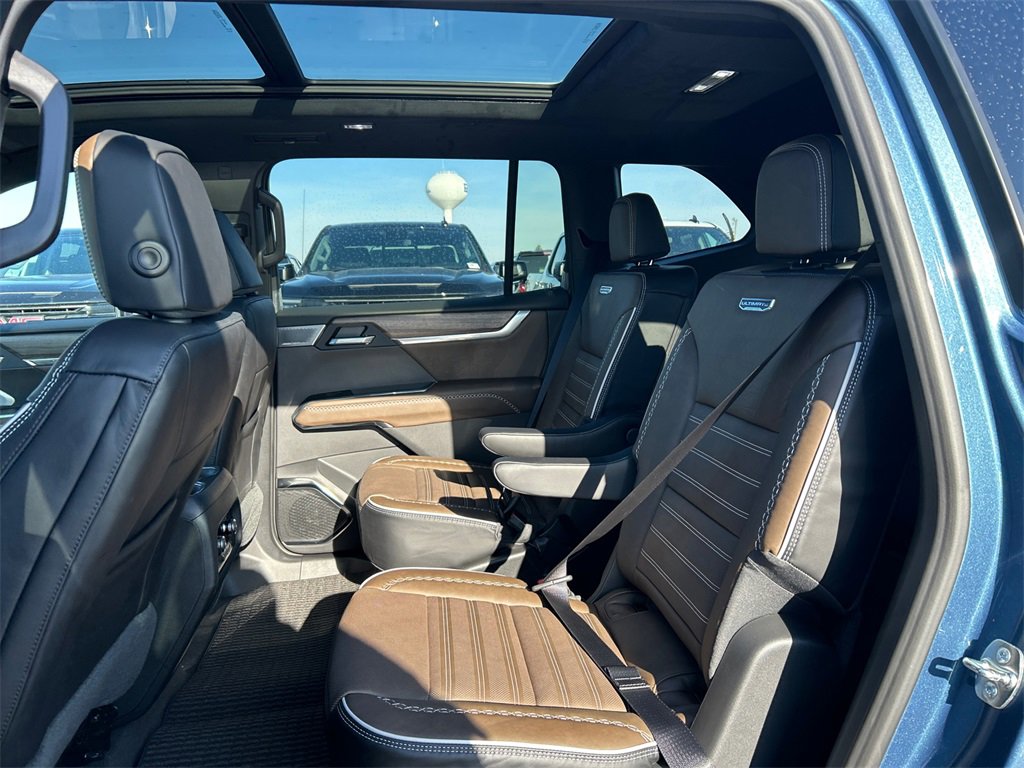 2026 GMC ACADIA - Image 31