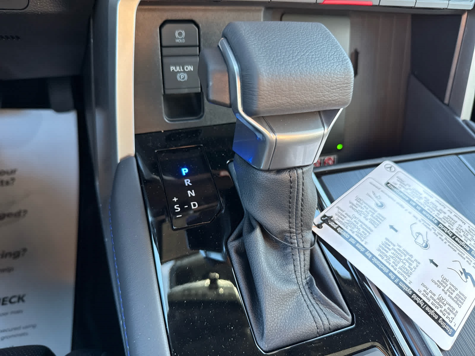2025 Toyota Tundra Platinum CrewMax photo 23