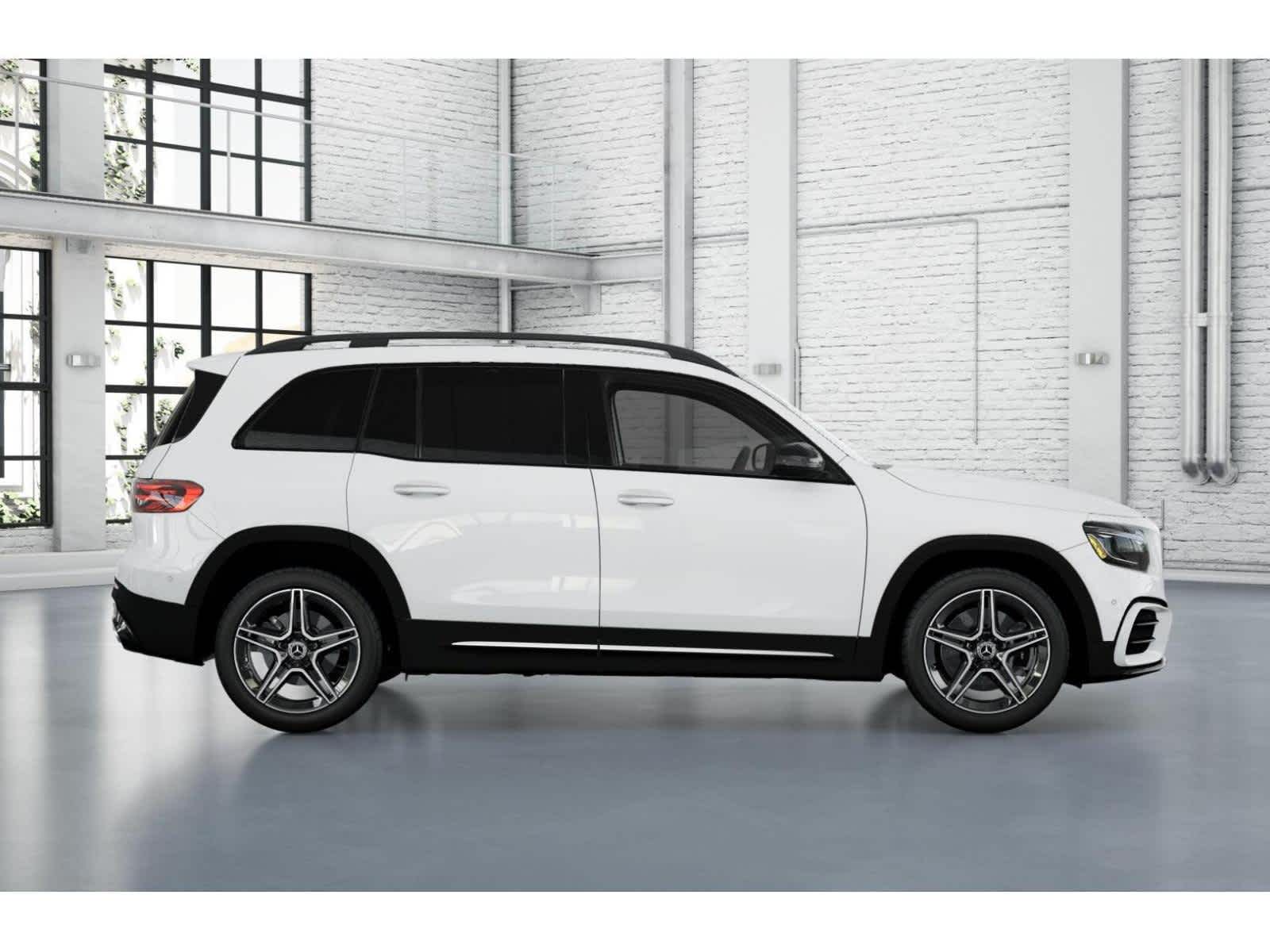 2026 Mercedes Benz GLB 250 photo 2