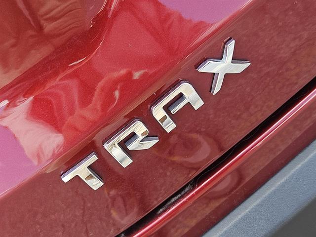 2024 Chevrolet Trax LS photo 7