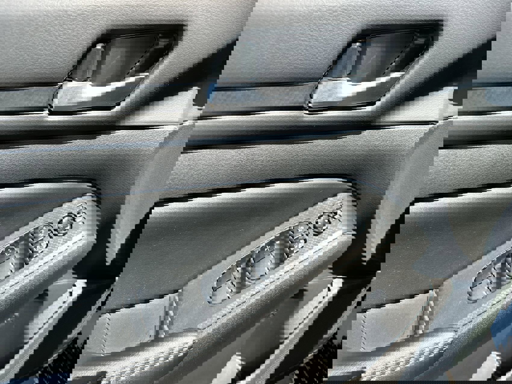 2024 Nissan Altima 2.5 SV photo 12