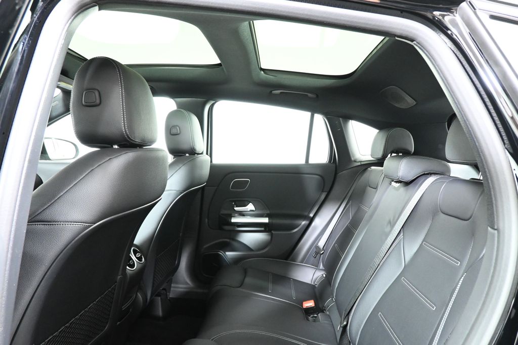 2025 Mercedes Benz GLA AMG 35 4MATIC photo 24