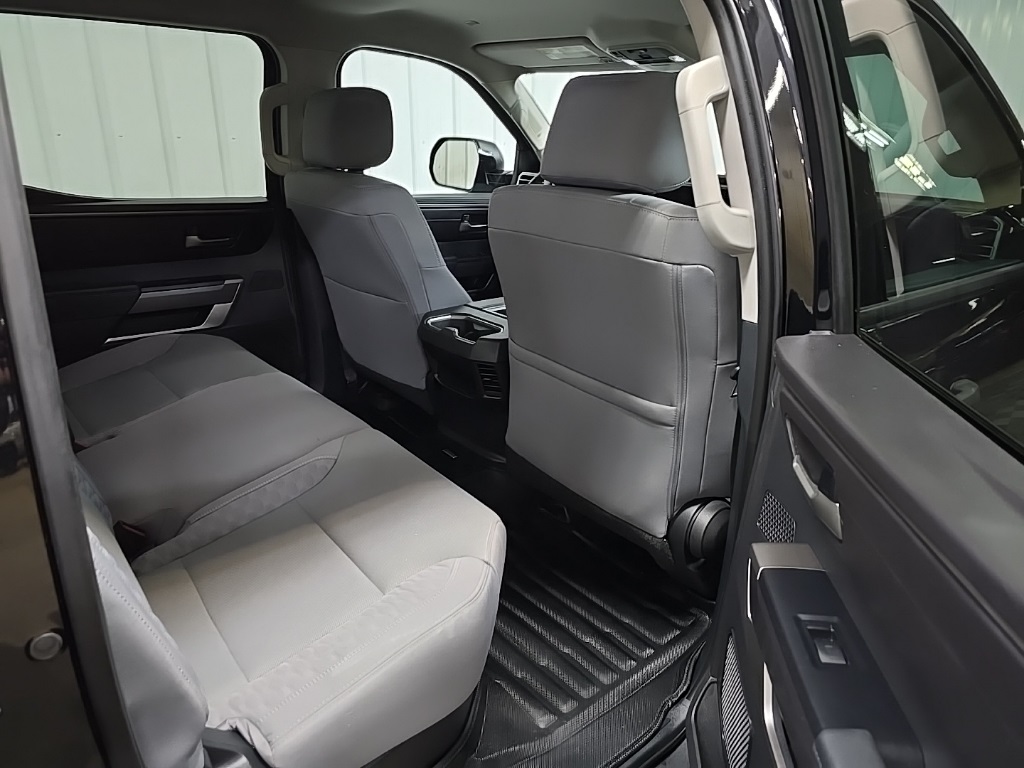 2022 Toyota Tundra SR5 photo 16