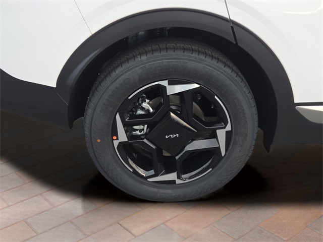 2026 Kia Sportage EX photo 2