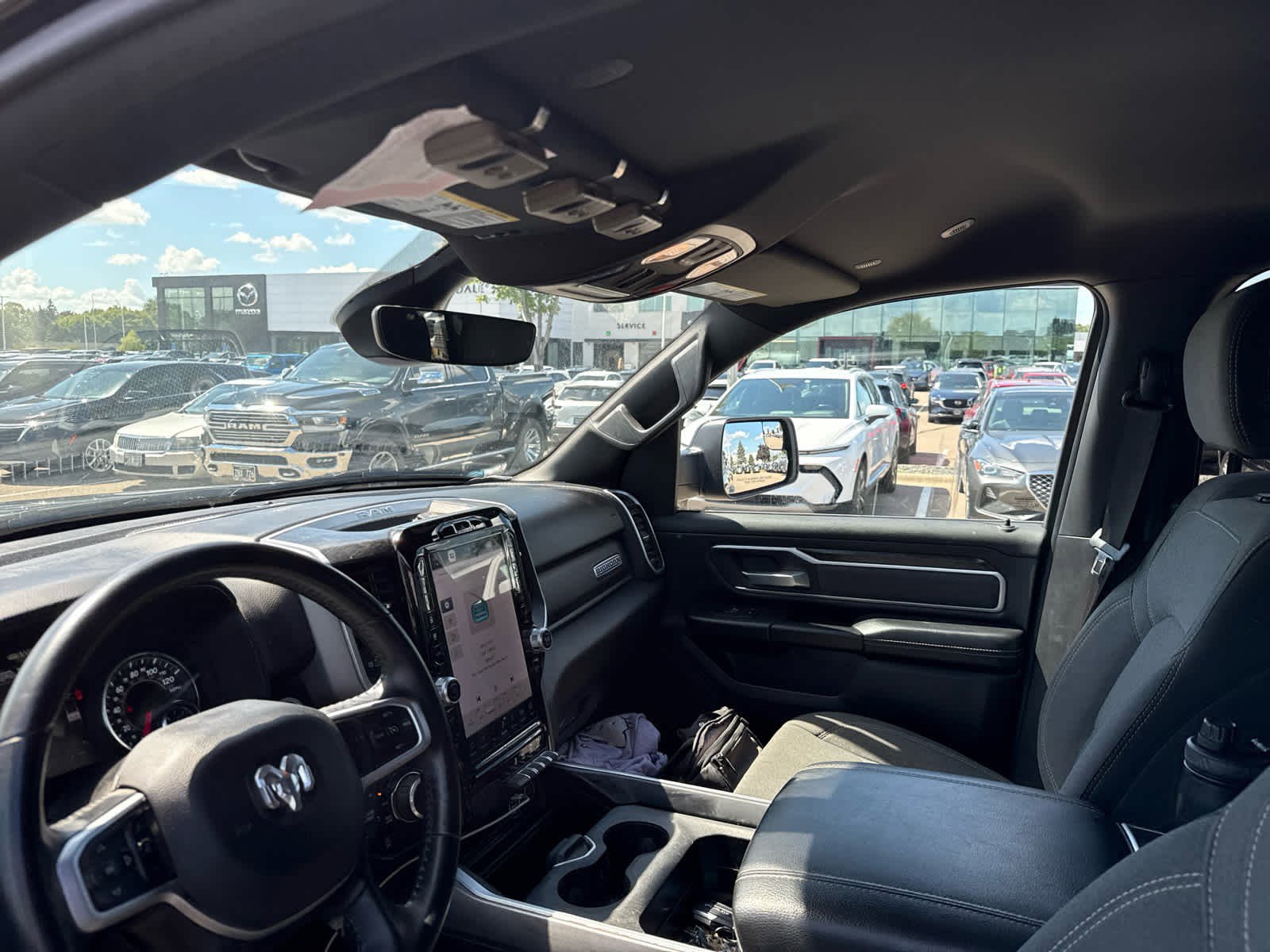 2023 Ram 1500 photo 3