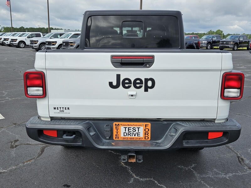 2022 Jeep Gladiator Sport S photo 9
