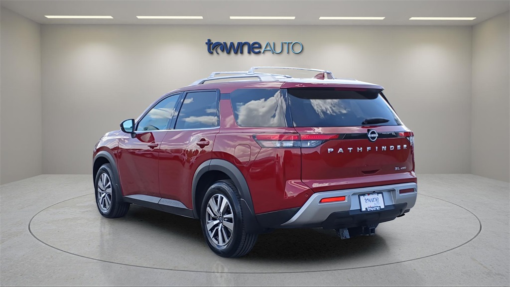 2022 Nissan Pathfinder SL photo 3