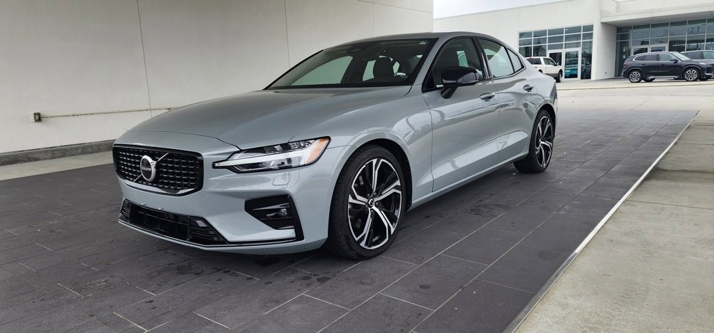 2024 Volvo S60 Core