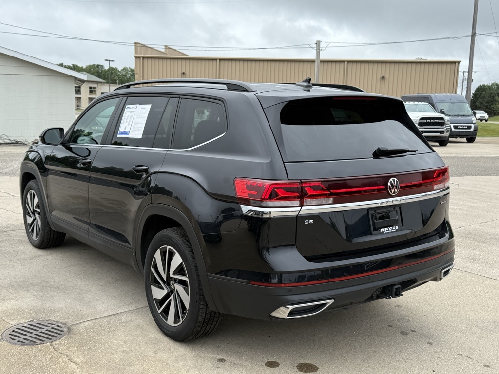 2024 Volkswagen Atlas SE Technology photo 4