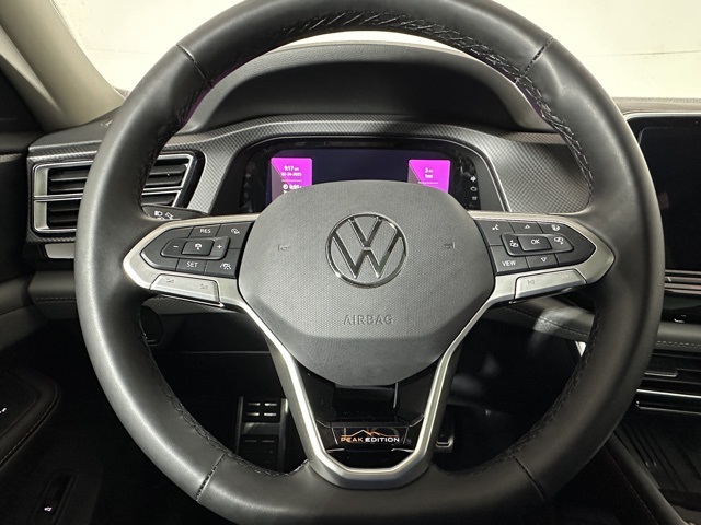 2025 Volkswagen Atlas Peak Edition SE photo 25