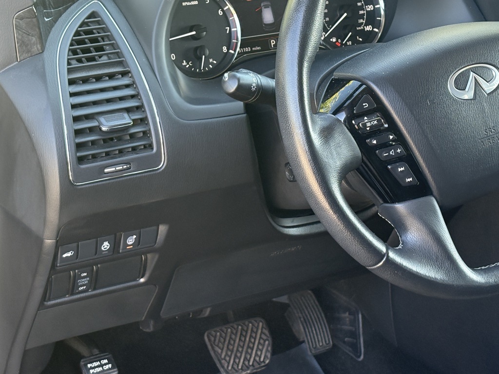 2024 Infiniti QX80 Luxe photo 14