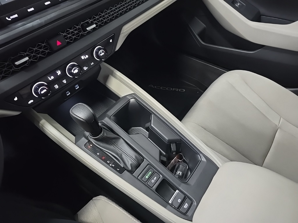 2023 Honda Accord EX photo 25