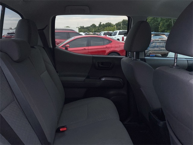 2023 Toyota Tacoma SR5 photo 12